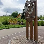 Schwarzwaldgruen